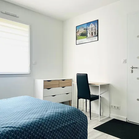 Gasthof Independante Avec Frigo Et Micro-ondes Poitiers